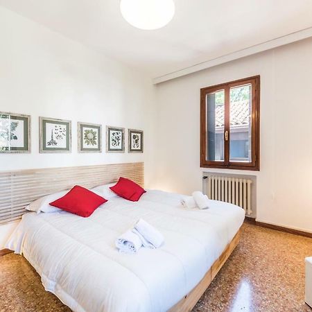 Ca' Roberta Apartment เวนิส ภายนอก รูปภาพ