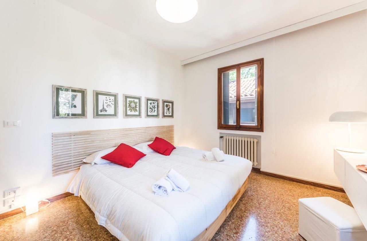 Ca' Roberta Apartment เวนิส ภายนอก รูปภาพ